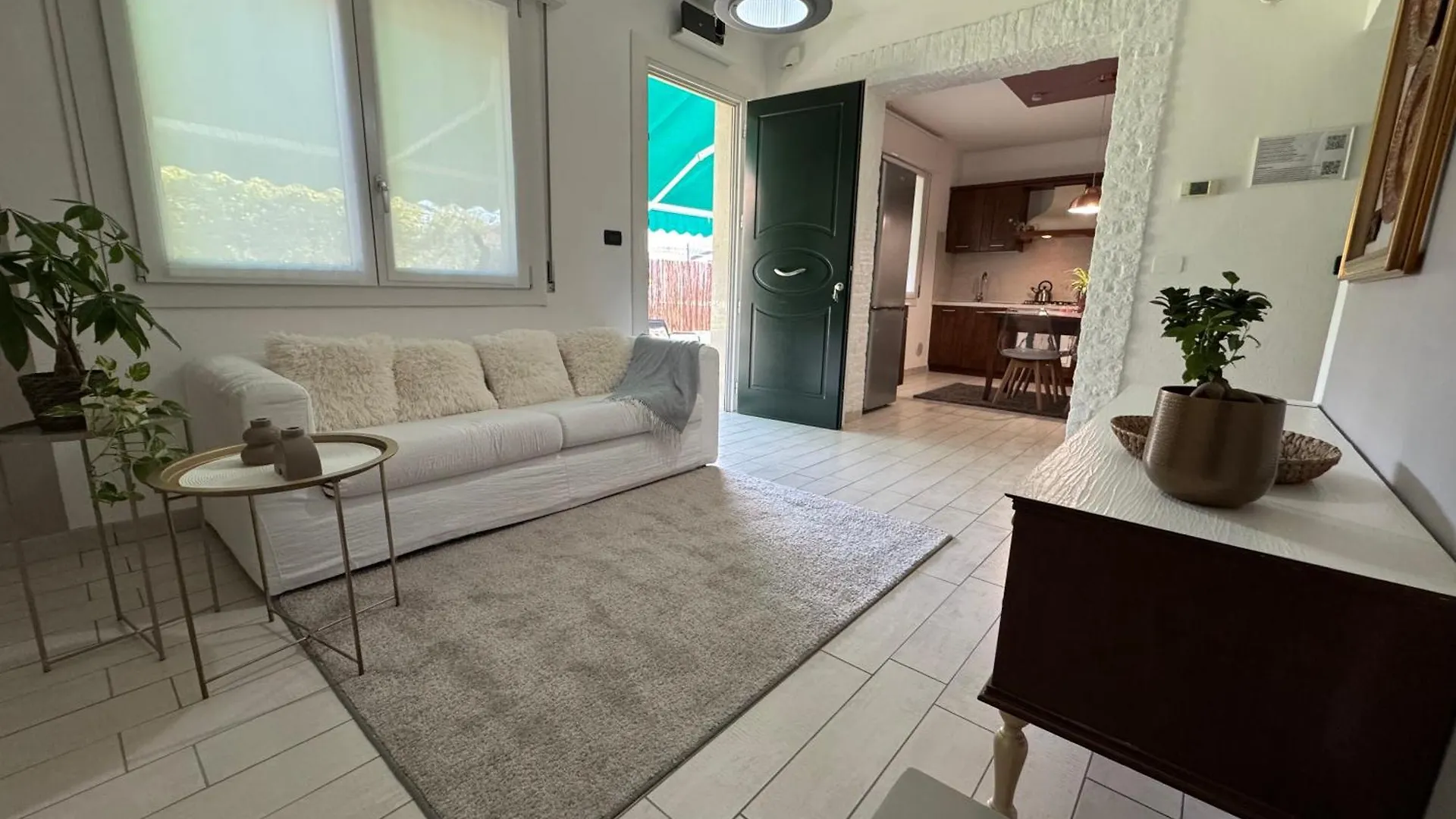 Holiday home Heron House Corbola